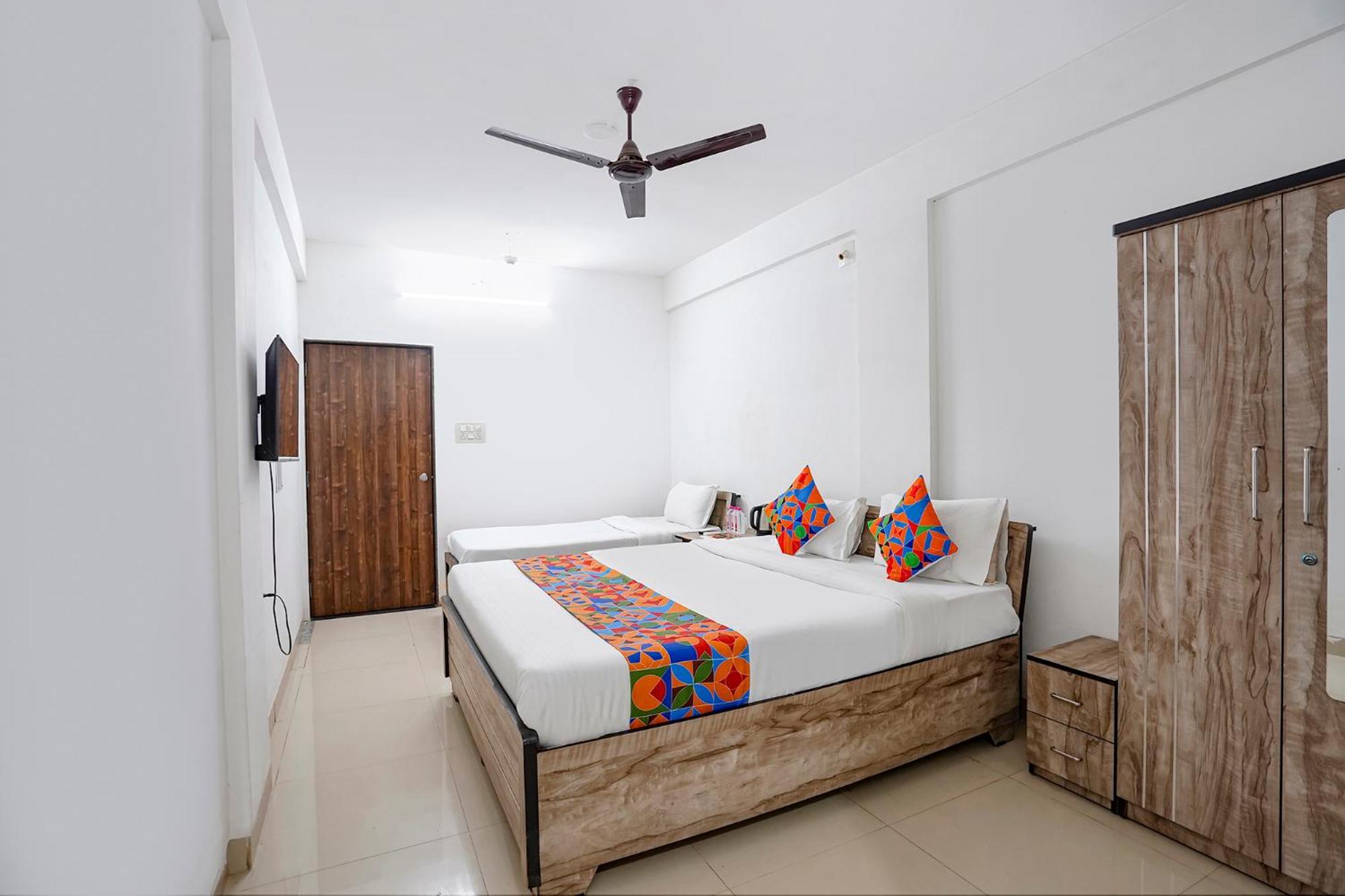 Fabhotel Relax Гандинагар Экстерьер фото